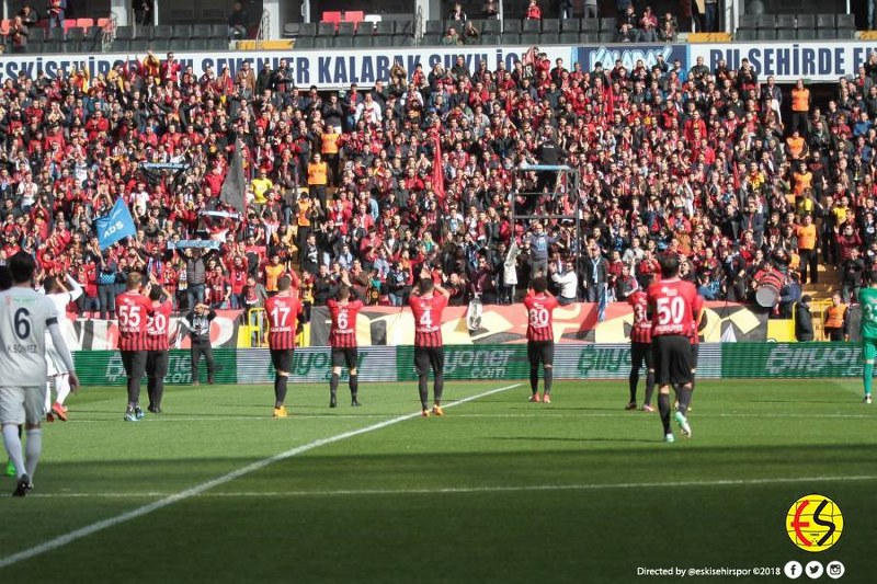 Spor Toto 1. Lig 25’inci haftasında Eskişehirspor, Adana Demirspor ile 2-2 berabere kaldı.
