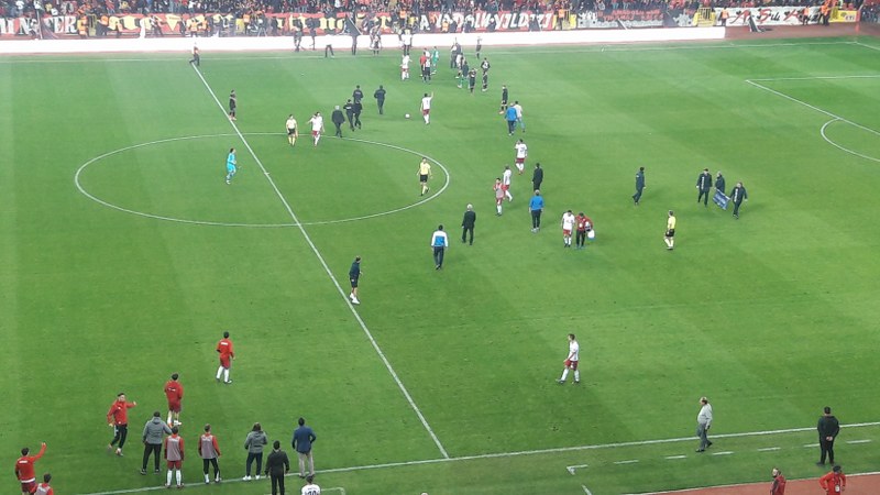 Spor Toto 1. Lig'in 27. haftasında Eskişehirspor, Altınordu'ya 4-2 mağlup oldu. Maçta takımımızın iki golünü de Semih Şentürk kaydetti.
