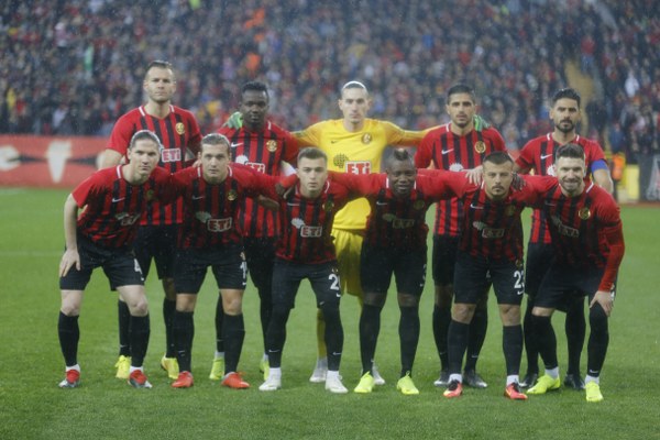 Eskişehirspor Spor Toto 1. Lig'in 26. haftasında sahasında Altınordu'ya 4-2 yenildi ve ateş hattında kaldı. Maçtan fotoğraflar...
