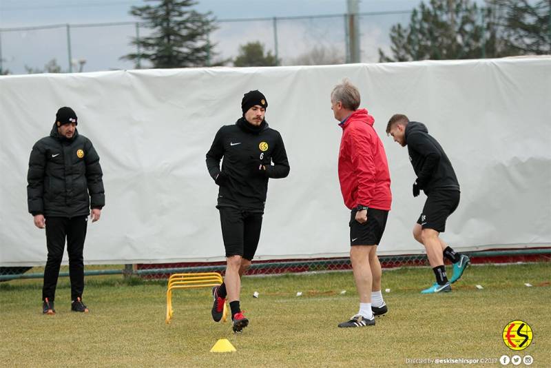 Takımımız, TFF 1.Lig’in 17.haftasında karşılaşacağımız, Adanaspor A.Ş maçı hazırlıklarına, Vali Hanefi Demirkol tesislerimizde gerçekleşen antrenman ile devam etti.