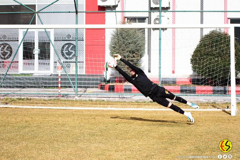 Takımımız, TFF 1.Lig’in 17.haftasında karşılaşacağımız, Adanaspor A.Ş maçı hazırlıklarına, Vali Hanefi Demirkol tesislerimizde gerçekleşen antrenman ile devam etti.