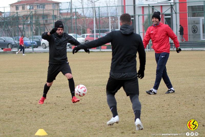 Takımımız, TFF 1.Lig’in 17.haftasında karşılaşacağımız, Adanaspor A.Ş maçı hazırlıklarına, Vali Hanefi Demirkol tesislerimizde gerçekleşen antrenman ile devam etti.