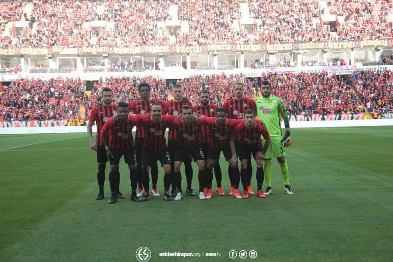 Eskişehirspor Spor Toto 1. Lig’in 29. Haftasında mutlak kazanması gereken Balıkesirspor maçını 3-1 kaybetti. 