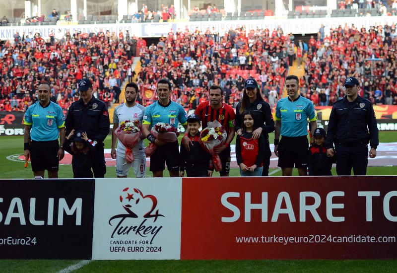 Eskişehirspor Spor Toto 1. Lig’in 29. Haftasında mutlak kazanması gereken Balıkesirspor maçını 3-1 kaybetti. 