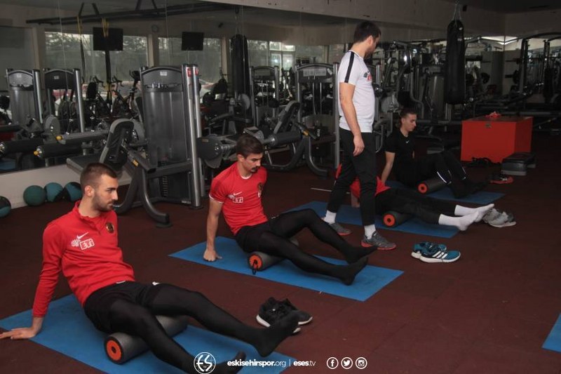 Eskişehirspor'da transfer yasağının kalkması ile birlikte yeni oyuncular da bir bir takıma katılmaya devam ediyor.