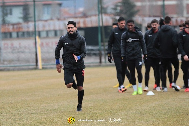 Antrenmanda futbolcuların yüzü güldü ve daha hırslı çalıştıkları gözlemlendi. 