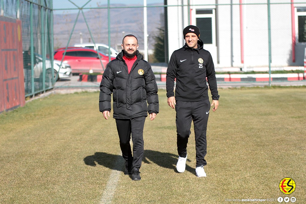 Eskişehirsporumuz, TFF 1.Lig’in 16.haftasında karşılaşacağımız, Boluspor maçı hazırlıklarına ara vermeden başladı.