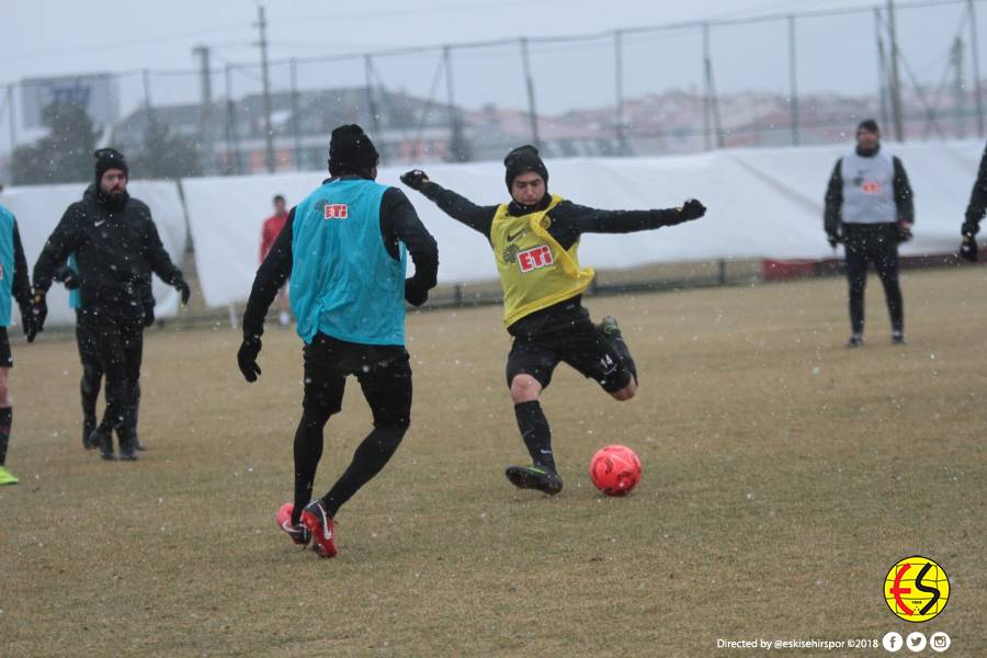 Takımımız, TFF 1.Lig’in 18.haftasında karşılaşacağımız, İstanbulspor A.Ş maçı hazırlıklarına devam etti.