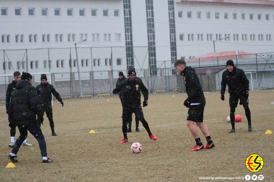 Takımımız, TFF 1.Lig’in 18.haftasında karşılaşacağımız, İstanbulspor A.Ş maçı hazırlıklarına devam etti.