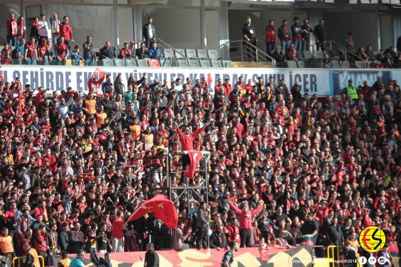 Eskişehirspor, Spor Toto 1. Lig’in 21. Haftasında sahasında Giresunspor’u 3-1 mağlup etti. Müthiş bir taraftar desteğinin olduğu maçta Eskişehirspor’da golleri Dorukhan, Ofoedu ve Kaan Kanak kaydetti.