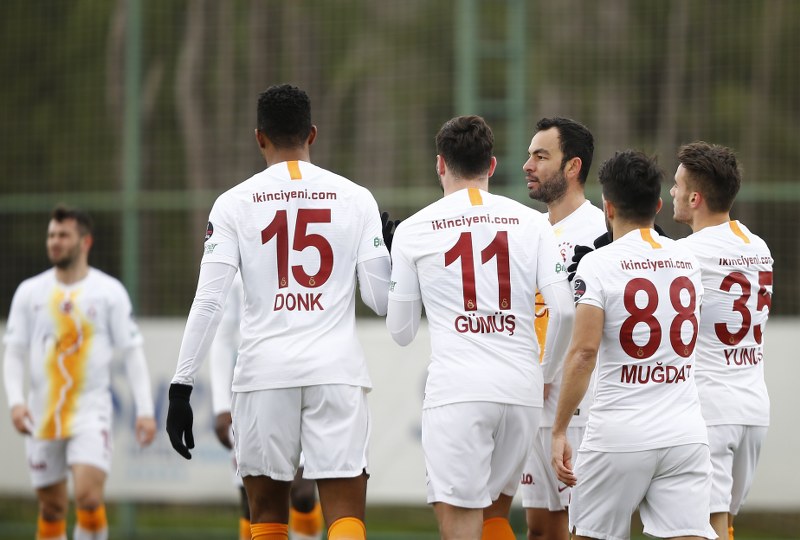 Eskişehirspor, kamp yaptığı Antalya Belek’te Spor Toto Süper Lig ekiplerinden Galatasaray ile oynadığı hazırlık maçında 3-3 berabere kaldı. 
