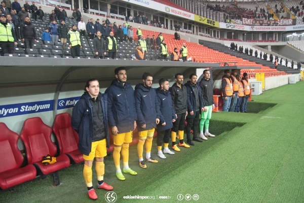 Eskişehirspor, Spor Toto 1. Lig’in 23’üncü haftasında Gazişehir Gaziantep’in konuğu oldu. Karşılaşmanın 2. yarısı başlar başlamaz gol bulduk ancak galibiyeti koruyamayarak 1 puana razı oldu.
