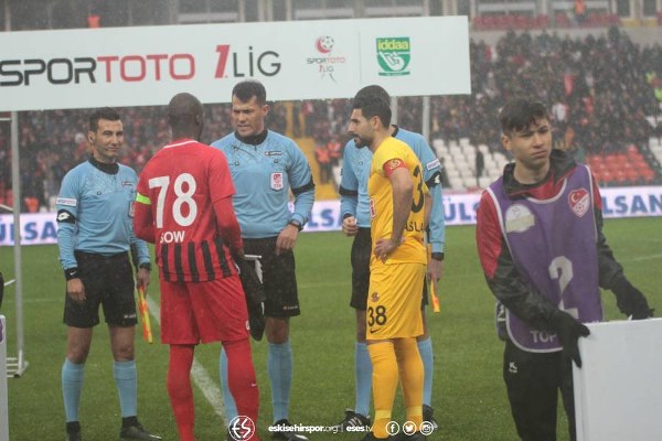 Eskişehirspor, Spor Toto 1. Lig’in 23’üncü haftasında Gazişehir Gaziantep’in konuğu oldu. Karşılaşmanın 2. yarısı başlar başlamaz gol bulduk ancak galibiyeti koruyamayarak 1 puana razı oldu.
