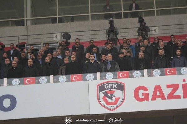 Eskişehirspor, Spor Toto 1. Lig’in 23’üncü haftasında Gazişehir Gaziantep’in konuğu oldu. Karşılaşmanın 2. yarısı başlar başlamaz gol bulduk ancak galibiyeti koruyamayarak 1 puana razı oldu.
