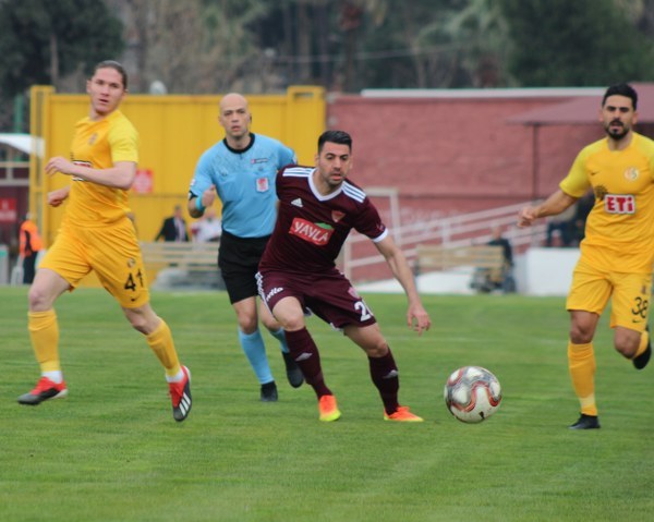 Hatayspor - Eskişehirspor'u 4-0 mağlup ederek puanını 44'e yükseltti. Eskişehirspor ise 25 puanla ligde 16. sıraya geriledi, tehlike çanları tekrar çalmaya başladı...
