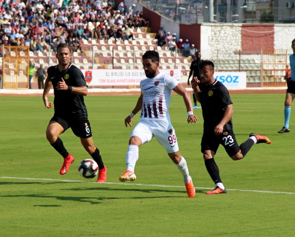 TFF 1. Lig'in 6. hafta mücadelesinde Hatayspor, Eskişehirspor'u konuk etti. Mücadele ev sahibi ekibin 1-0 üstünlüğü ile sona erdi.