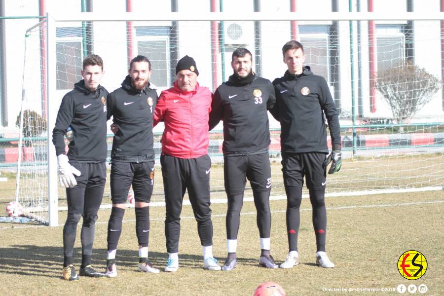 Eskişehirsporumuz, yarın TFF 1.Lig’in 18.haftasında karşılaşacağımız, İstanbulspor A.Ş. maçı hazırlıklarını tamamladı.