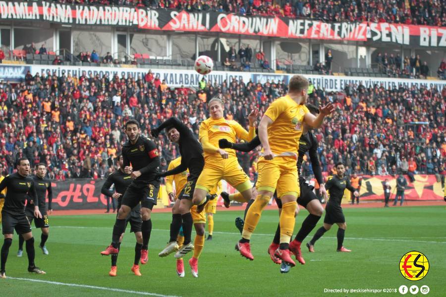 Eskişehirspor ikinci devrenin açılış maçında İstanbulspor’a 2-1 mağlup oldu. Maçın ilk golünü Eskişehirspor attı ama devamını getiremedik.