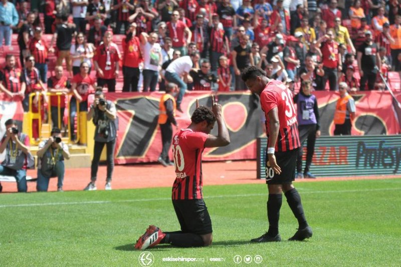 Spor Toto 1. Lig'in  31. haftasında Eskişehirspor sahasında Samsunspor’u 5-0 yendi. Eskişehirspor bu skorla altın değerinde bir 3 puan kazanarak puanını 34 yaptı.
