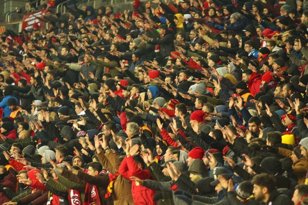 TFF 1. Lig’in 14. haftasının açılış maçında Eskişehirspor, sahasında ağırladığı Ümraniyespor’u 3-1 mağlup etti.