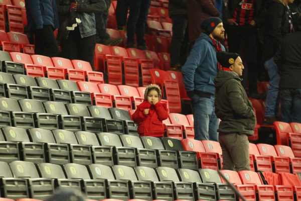 İşte maçtan ve tribünlerden çok özel görüntüler.