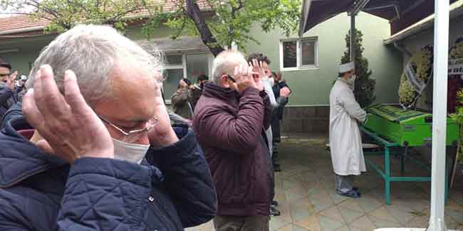 Kazada yaralanan yetenekli genç oyuncu kaldırıldığı hastanede yapılan tüm müdahalelere rağmen hayatını kaybetti.