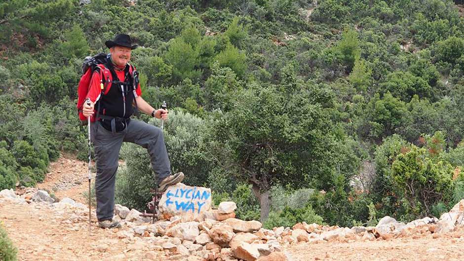 19 Mayıs Atatürk Gençlik ve Spor Bayramı’nda Eskişehir Doğa Gezginleri (Esdoge) trekking grubu, Dünya’nın en iyi 10 uzun mesafe yürüyüş rotasından biri olan Likya Trekking Parkuru’nu yürüdü.