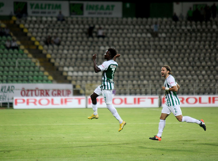 Spor Toto 1. Lig’in 1. haftasında Eskişehirspor, Giresunspor'a 3-1 mağlup oldu. 