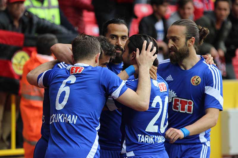 TFF 1. Lig play-off yarı final rövanş maçında kendi sahamızda Giresunspor'u 1-0 yenerek ilk finalist olduk.