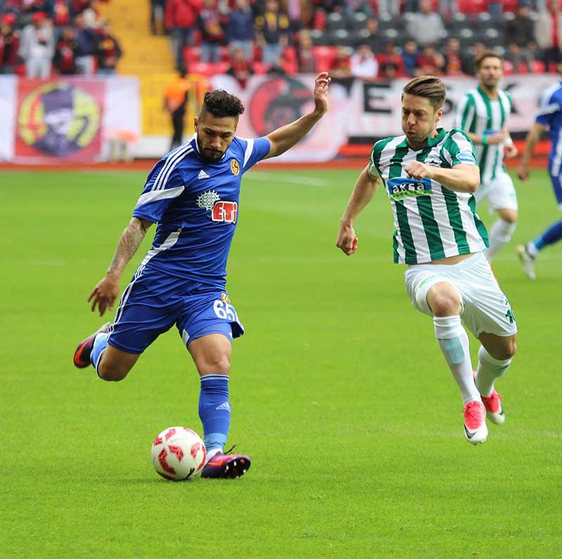 TFF 1. Lig play-off yarı final rövanş maçında kendi sahamızda Giresunspor'u 1-0 yenerek ilk finalist olduk.