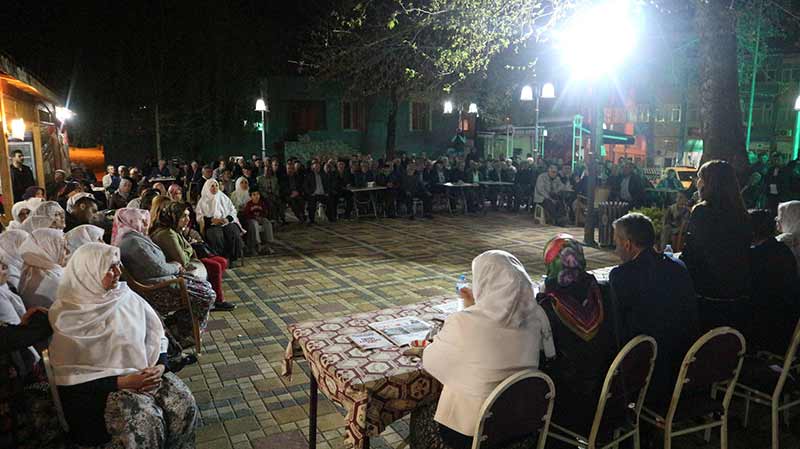 Eskişehir Milletvekili ve AK Parti MKYK Üyesi Prof. Dr. Emine Nur Günay, "Yeni sistem ile beraber halkımızın ihtiyaçlarına yönelik çalışmalarımız hız kazanacak. Çiftçimiz, üreticimiz kazanacak, girişimcimizin önü açılacak, iş dünyası kazanacak, Türkiye kazanacak." dedi. 