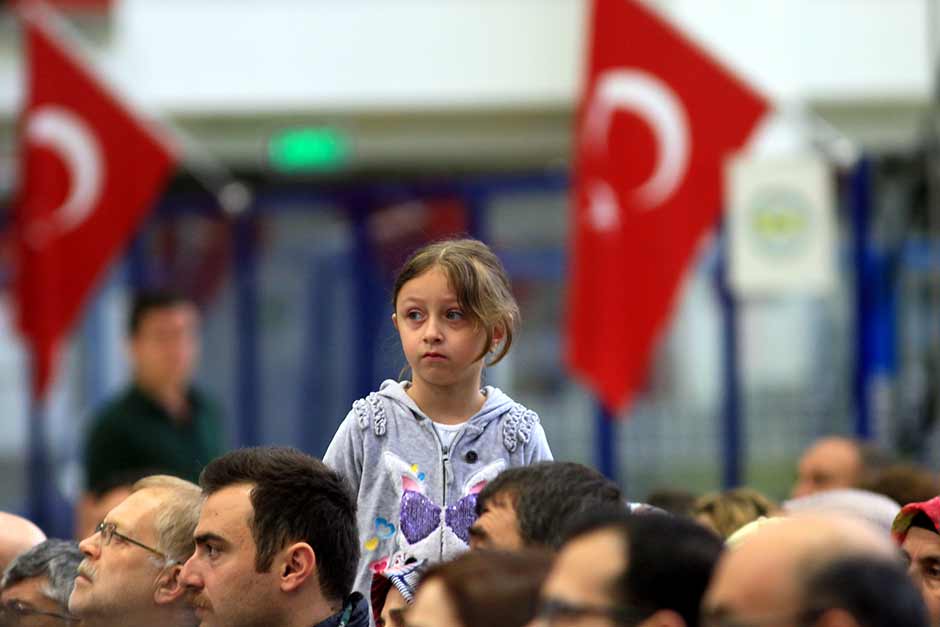 Hava Lojistik Komutanı Hava Korgeneral Atilla Gülan, "1'inci Hava İkmal Bakım Merkezi olarak yaptığımız başarılı çalışmalar, Cumhuriyetimizin 100'üncü yılında kendi milli muharip uçağımızın envantere kazandırılması ve sonrasında idame, işletme faaliyetlerinin her safhasını dünya standartlarında profesyonel bir anlayışla yerine getireceğimizin en büyük kanıtıdır." dedi.