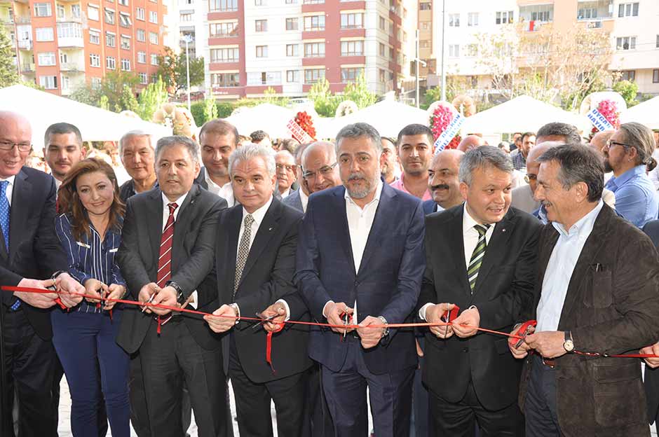 Avukat Elçin Çetinkaya Kuçbay Avukatlık Bürosu ve İrfan Çetinkaya RFN Proje Mimarlık Ofisi düzenlenen törenle hizmete girdi.