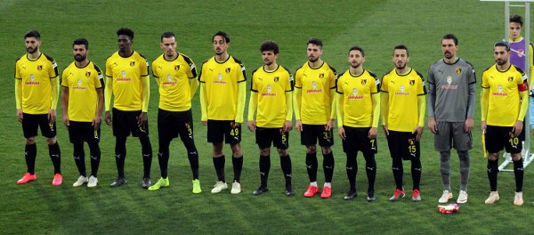 Eskişehirspor'un İstanbulspor deplasmanında 2-1 kaybettiği maçta cefakar Eskişehirspor taraftarı yine deplasman tribününü doldurdu. Karşılaşma sonrası uzun yollardan gelen taraftarımız büyük üzüntü yaşadı. Kısacası olan yine taraftara oldu...