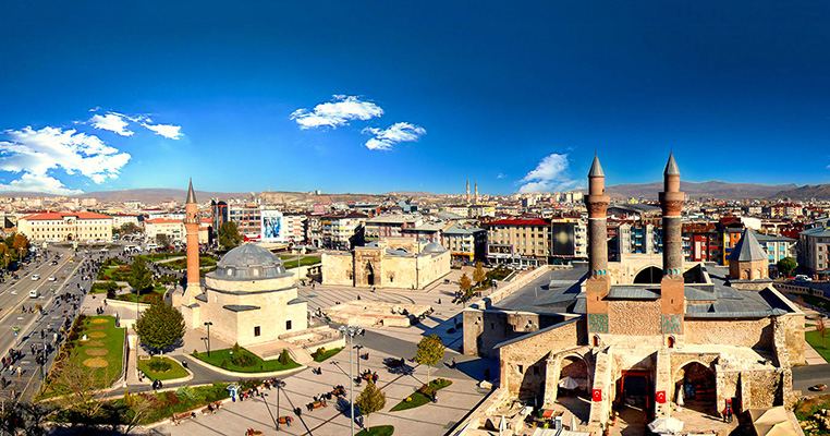 45 Sivas  Mutluluk düzeyi: % 59,52 - 44 Iğdır Mutluluk düzeyi: % 59,6 - 43 Kastamonu Mutluluk düzeyi: % 59,95