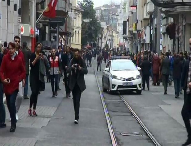 İSTİKLAL CADDESİ'NDE PATLAMA