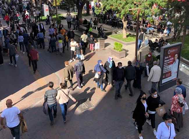 Eskişehir'de yaklaşık 7 bin kişinin ev ve hastanelerde Korona virüs tedavisi gördüğü öğrenildi.