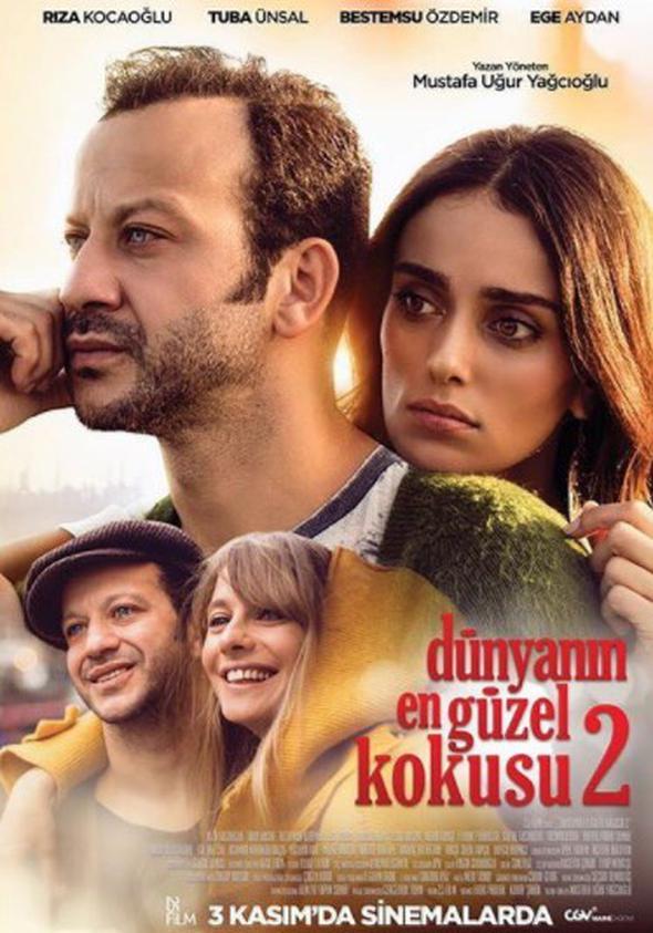 Mehmet Ali Erbil’in Nergis Kumbasar’dan olan kızı Yasmin Erbil de “Dünyanın En Güzel Kokusu 2” filmiyle oyunculuğa adım attı.