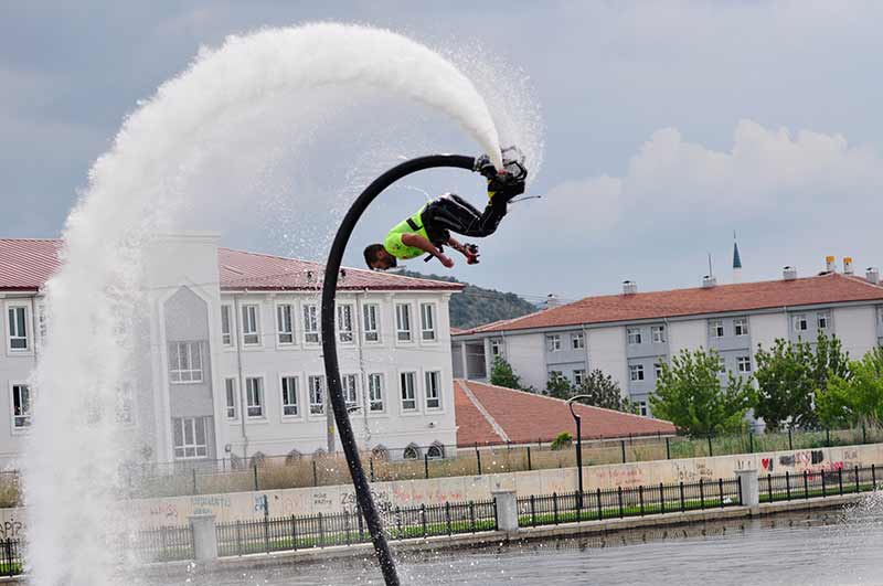 Afyonkarahisar Belediyesi'nin katkılarıyla, Motosiklette Türkiye Süper Enduro Şampiyonası'nın tanıtımı yapıldı.