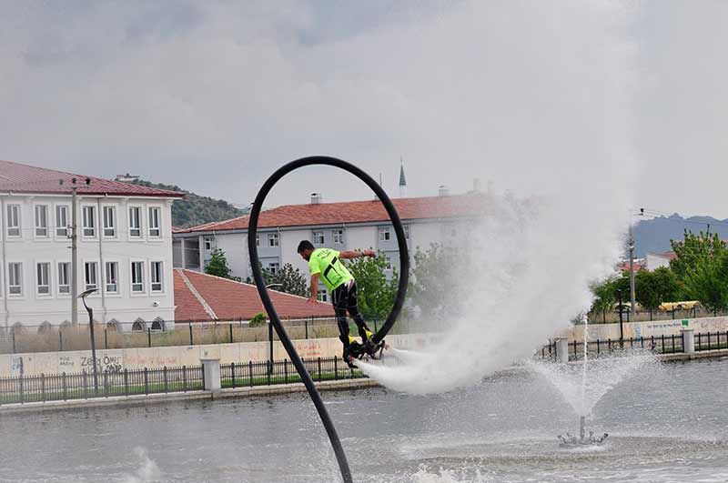 Afyonkarahisar Belediyesi'nin katkılarıyla, Motosiklette Türkiye Süper Enduro Şampiyonası'nın tanıtımı yapıldı.