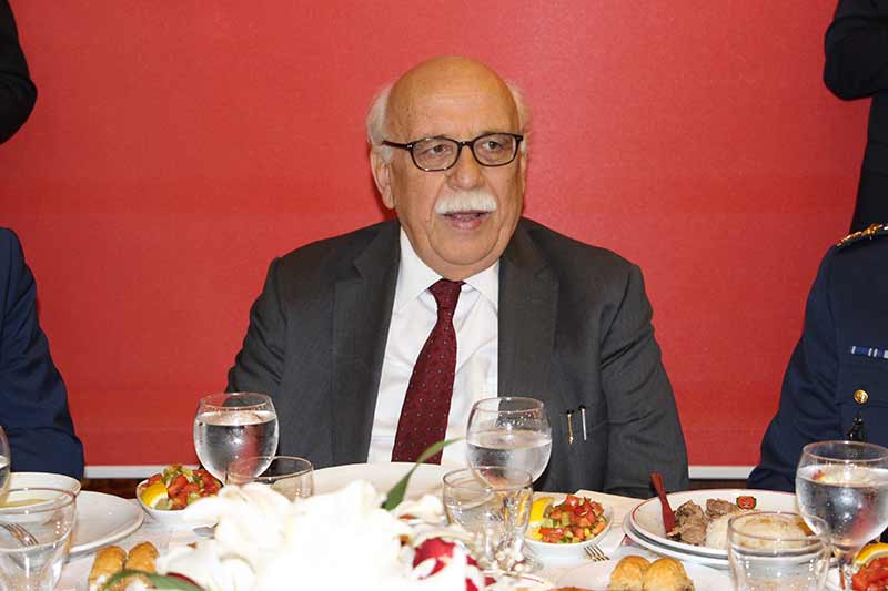 Kültür ve Turizm Bakanı Prof. Dr. Nabi Avcı, Eskişehir Valiliği ve Aile ve Sosyal Politikalar İl Müdürlüğü tarafından şehit ve gazi aileleri adına organize edilen iftar programına katıldı.