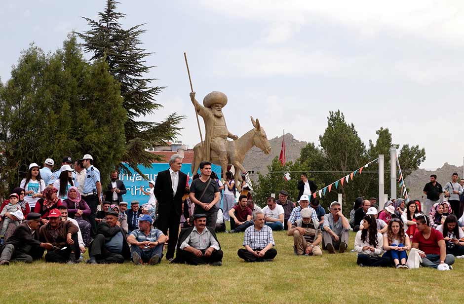 Kültür ve Turizm Bakanı Nabi Avcı, "Nasreddin Hoca gerçekten Anadolu hikmetinin en önemli temsilcilerinden biri. Onu herhangi bir mizah figürü gibi algılamak çok yanlış ve haksız bir değerlendirme olur." dedi.
