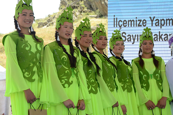 Kültür ve Turizm Bakanı Nabi Avcı, "Nasreddin Hoca, büyük bir bilge kişiliktir. O bütün Türk dünyasında muhtelif isimlerle anılmaya, yaşamaya devam ediyor. Nasreddin Hoca, tarihi bir kişilik olmanın ötesinde Türk milletinin felsefi zekasını, hikmet derinliğini sembolize eden bir millet ve medeniyet büyüğüdür." dedi.