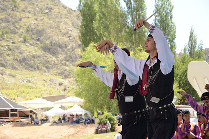 Kültür ve Turizm Bakanı Nabi Avcı, "Nasreddin Hoca, büyük bir bilge kişiliktir. O bütün Türk dünyasında muhtelif isimlerle anılmaya, yaşamaya devam ediyor. Nasreddin Hoca, tarihi bir kişilik olmanın ötesinde Türk milletinin felsefi zekasını, hikmet derinliğini sembolize eden bir millet ve medeniyet büyüğüdür." dedi.