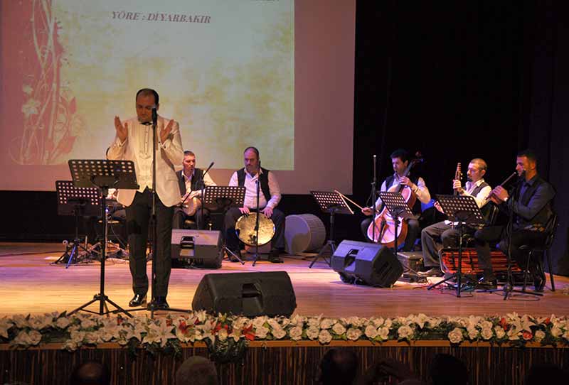 OSMAN VAHİT'TEN MUHTEŞEM KONSER