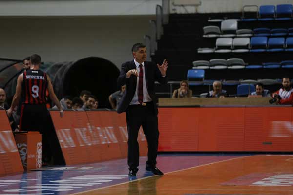 Eskişehir Basket, Sakarya Büyükşehir Basketbol’a deplasmanda 100-89 mağlup oldu. Bu sonuçla Potanın Şimşekleri ilk yarıyı 4. sırada tamamladı.