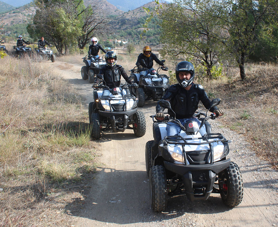 Eskişehir Sarıcakaya Belediyesi tarafından hazırlanan ve Bursa Eskişehir Bilecik Kütahya Kalkınma Ajansı (BEBKA) tarafından onaylanan ‘ATV Motor Safari ve Paintball Merkezi Projesi’nin açılış töreni gerçekleştirildi. 