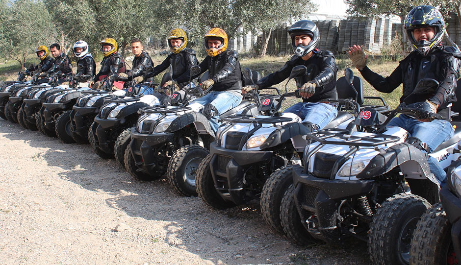 Eskişehir Sarıcakaya Belediyesi tarafından hazırlanan ve Bursa Eskişehir Bilecik Kütahya Kalkınma Ajansı (BEBKA) tarafından onaylanan ‘ATV Motor Safari ve Paintball Merkezi Projesi’nin açılış töreni gerçekleştirildi. 