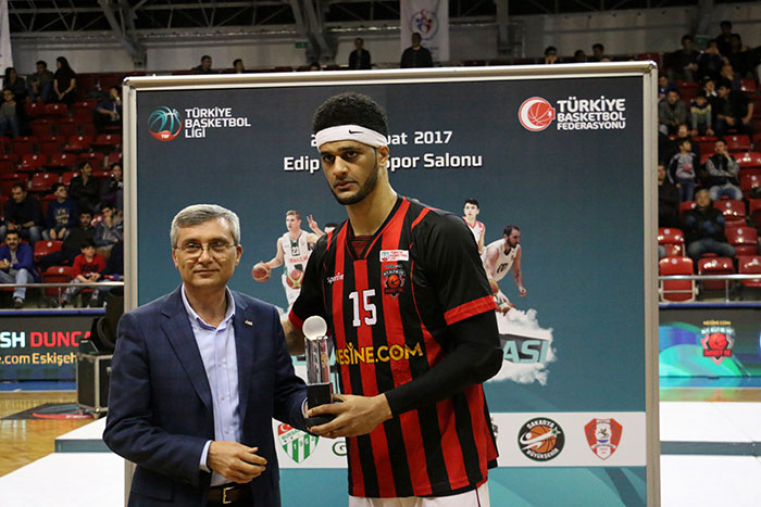 Federasyon Kupası’nda finalinde İstanbulspor Beylikdüzü ile karşılaşan Nesine.com Eskişehir Basket rakibini 84-79 mağlup ederek şampiyon oldu. Potanın Şimşekleri sezonun ilk kupasını almayı başardı.