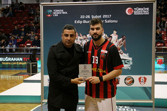 Federasyon Kupası’nda finalinde İstanbulspor Beylikdüzü ile karşılaşan Nesine.com Eskişehir Basket rakibini 84-79 mağlup ederek şampiyon oldu. Potanın Şimşekleri sezonun ilk kupasını almayı başardı.